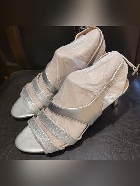Naturalizer Silver Glitter Strappy Slingback Heels